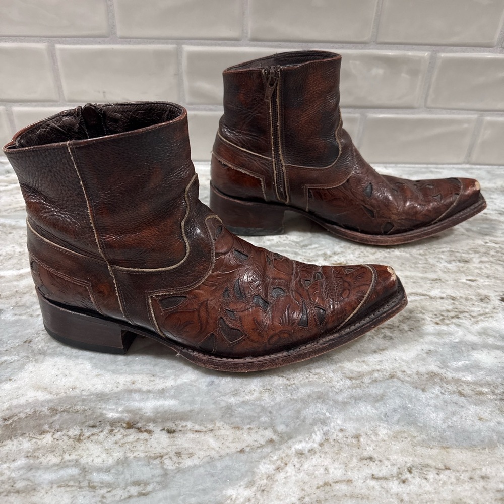 By Atan for Sendra Distressed Leather Western Ankle Boots – Women’s 7.5 - Picture 2 of 7